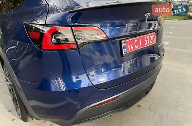 Позашляховик / Кросовер Tesla Model Y 2021 в 