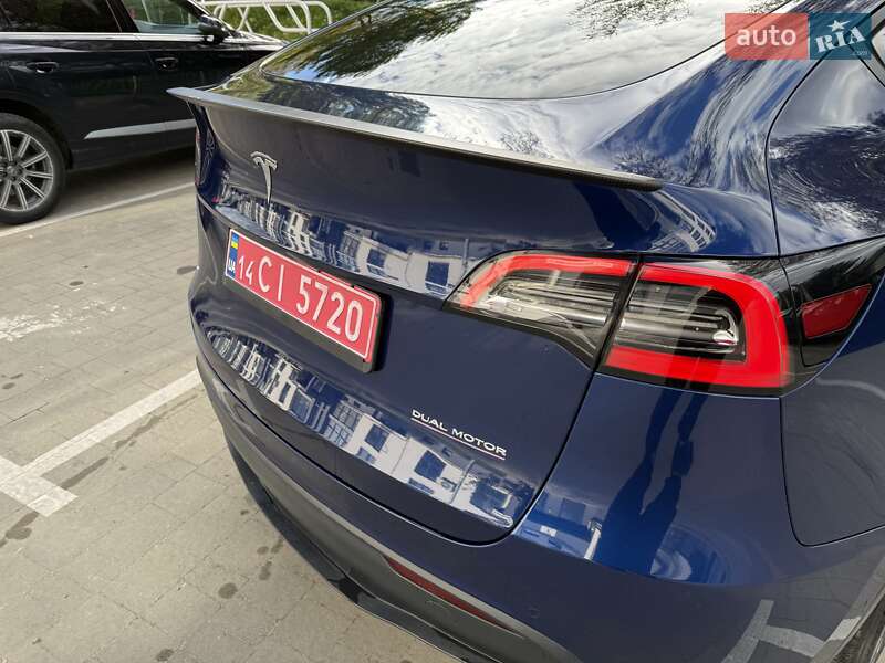 Позашляховик / Кросовер Tesla Model Y 2021 в Львові