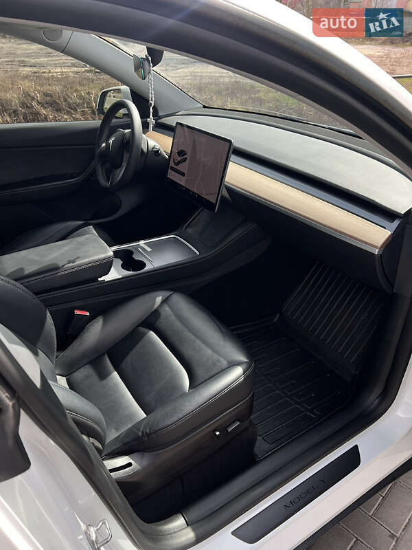 Внедорожник / Кроссовер Tesla Model Y 2022 в Сокале фото 8 Внедорожник / Кроссовер Tesla Model Y 2022 в Сокале