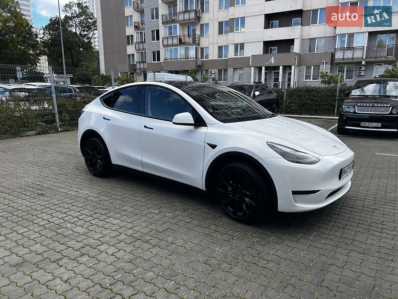 Внедорожник / Кроссовер Tesla Model Y 2023 в Одессе