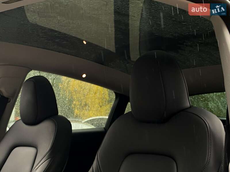 Позашляховик / Кросовер Tesla Model Y 2022 в Києві