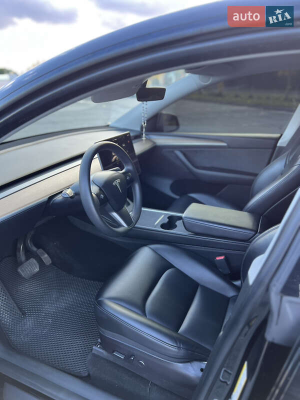 Внедорожник / Кроссовер Tesla Model Y 2023 в Львове фото 25 Внедорожник / Кроссовер Tesla Model Y 2023 в Львове