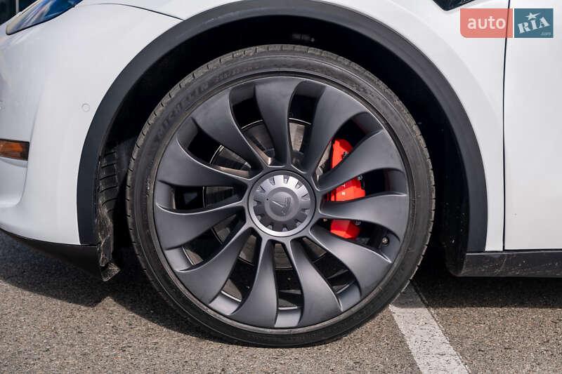 Внедорожник / Кроссовер Tesla Model Y 2022 в Киеве фото 10 Внедорожник / Кроссовер Tesla Model Y 2022 в Киеве
