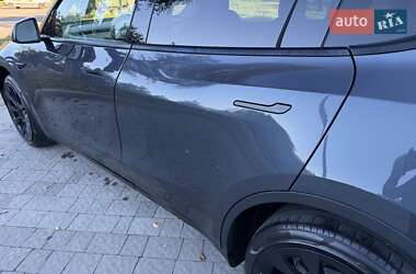 Внедорожник / Кроссовер Tesla Model Y 2022 в 