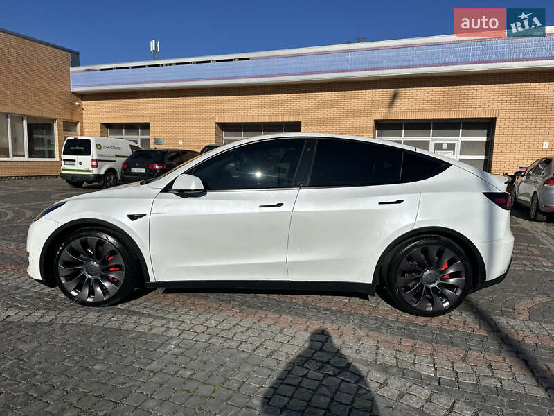 Внедорожник / Кроссовер Tesla Model Y 2020 в Луцке фото 4 Внедорожник / Кроссовер Tesla Model Y 2020 в Луцке