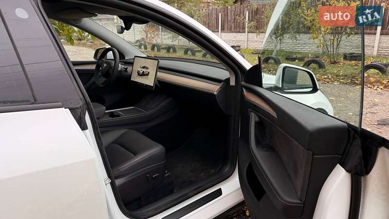 Внедорожник / Кроссовер Tesla Model Y 2024 в Харькове фото 9 Внедорожник / Кроссовер Tesla Model Y 2024 в Харькове