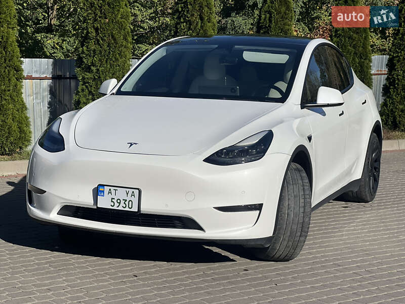 Внедорожник / Кроссовер Tesla Model Y 2022 в Ивано-Франковске