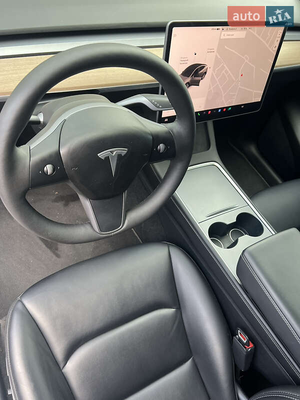 Позашляховик / Кросовер Tesla Model Y 2021 в Києві фото 9 Позашляховик / Кросовер Tesla Model Y 2021 в Києві