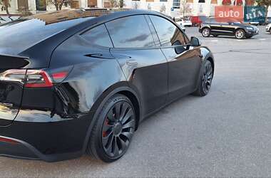 Внедорожник / Кроссовер Tesla Model Y 2023 в 