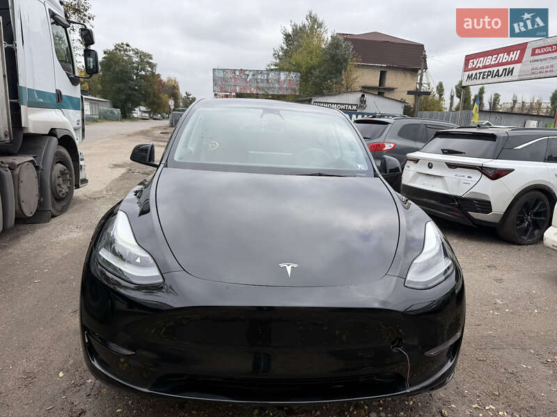 Внедорожник / Кроссовер Tesla Model Y 2023 в Киеве фото 16 Внедорожник / Кроссовер Tesla Model Y 2023 в Киеве