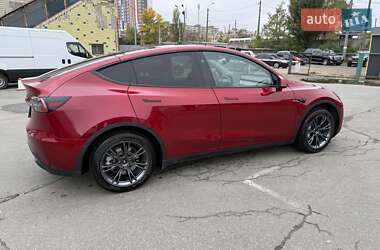 Внедорожник / Кроссовер Tesla Model Y 2024 в 