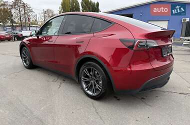 Внедорожник / Кроссовер Tesla Model Y 2024 в 