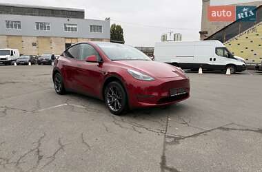 Внедорожник / Кроссовер Tesla Model Y 2024 в 