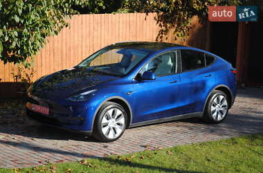 Внедорожник / Кроссовер Tesla Model Y 2024 в 