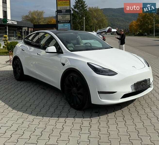 Позашляховик / Кросовер Tesla Model Y 2021 в Виноградові фото Позашляховик / Кросовер Tesla Model Y 2021 в Виноградові