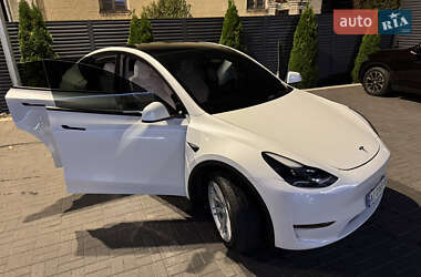 Внедорожник / Кроссовер Tesla Model Y 2022 в 