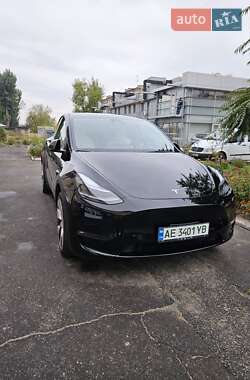 Позашляховик / Кросовер Tesla Model Y 2022 в  фото 5 Позашляховик / Кросовер Tesla Model Y 2022 в