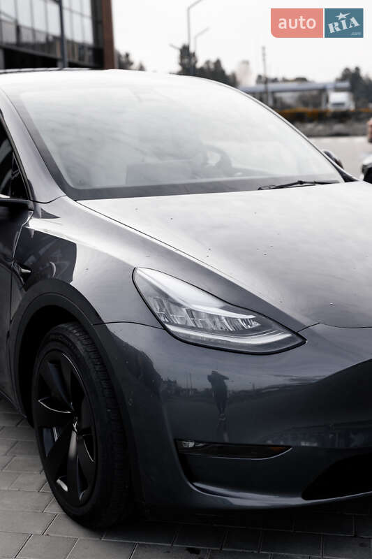 Внедорожник / Кроссовер Tesla Model Y 2022 в Луцке