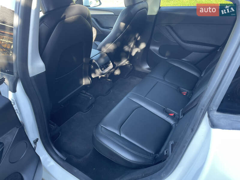 Позашляховик / Кросовер Tesla Model Y 2023 в Богородчанах фото 10 Позашляховик / Кросовер Tesla Model Y 2023 в Богородчанах