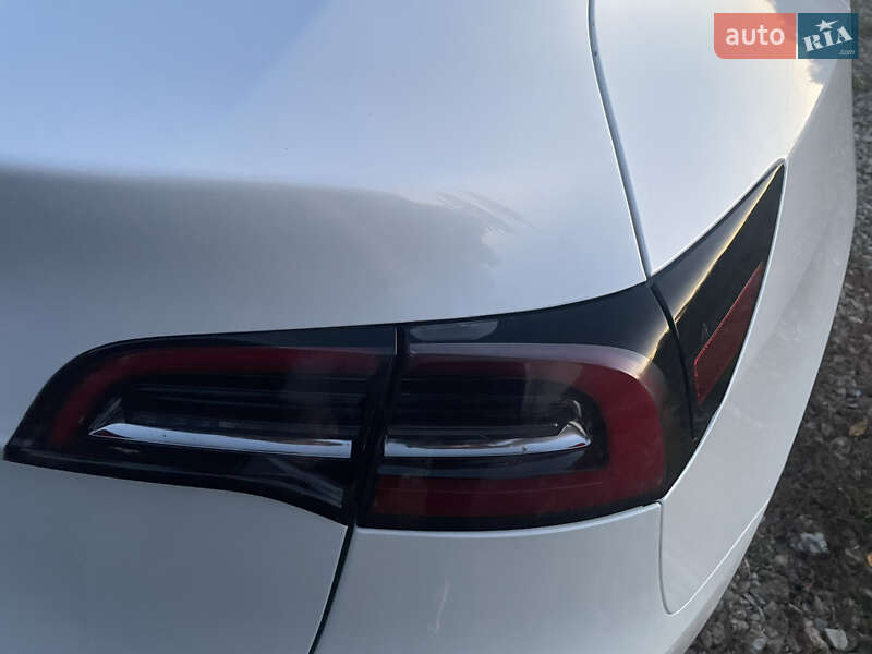 Позашляховик / Кросовер Tesla Model Y 2023 в Богородчанах фото 16 Позашляховик / Кросовер Tesla Model Y 2023 в Богородчанах