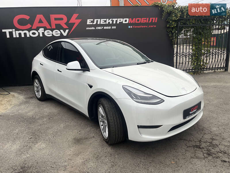 Позашляховик / Кросовер Tesla Model Y 2021 в Києві фото 3 Позашляховик / Кросовер Tesla Model Y 2021 в Києві