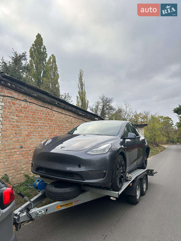 Tesla Model Y 2022 Tesla Model Y 2022