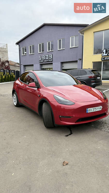 Позашляховик / Кросовер Tesla Model Y 2023 в Харкові фото 2 Позашляховик / Кросовер Tesla Model Y 2023 в Харкові