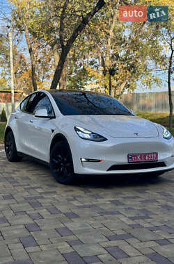 Внедорожник / Кроссовер Tesla Model Y 2021 в Кременчуге