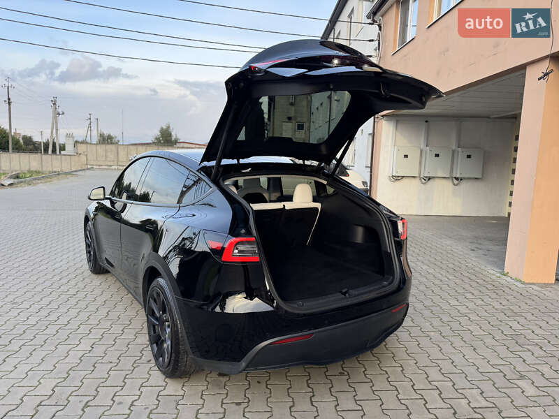 Позашляховик / Кросовер Tesla Model Y 2020 в Луцьку фото 32 Позашляховик / Кросовер Tesla Model Y 2020 в Луцьку