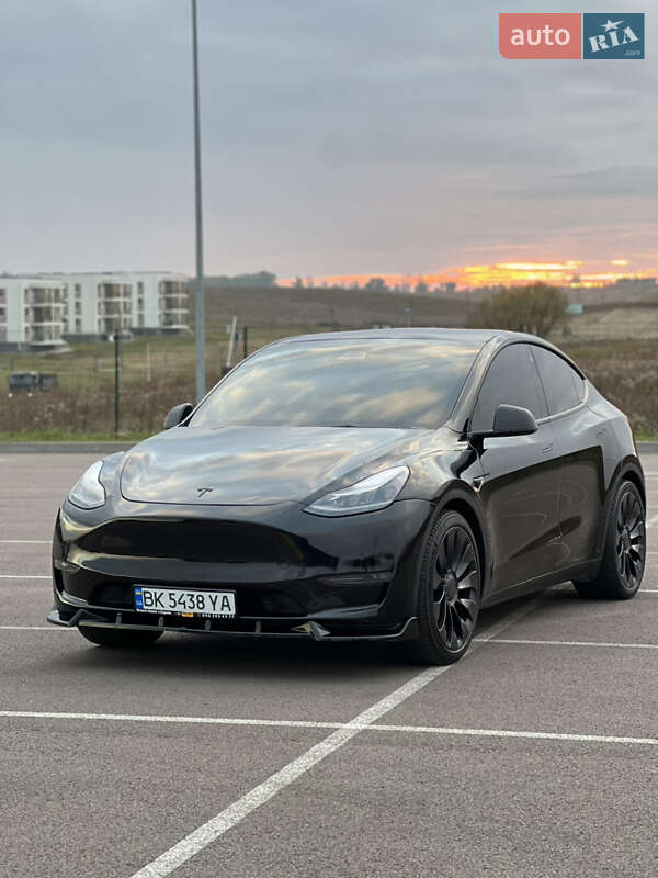 Tesla Model Y 2021 Tesla Model Y 2021