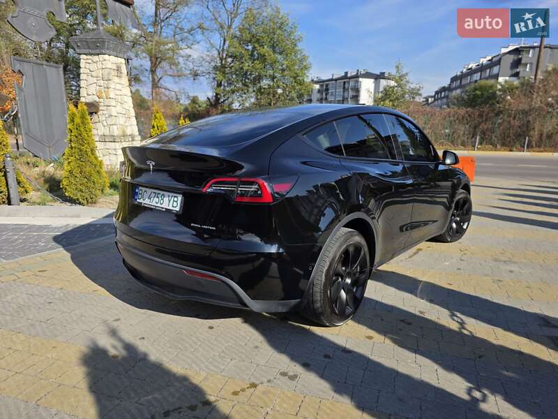 Позашляховик / Кросовер Tesla Model Y 2022 в Львові фото 4 Позашляховик / Кросовер Tesla Model Y 2022 в Львові