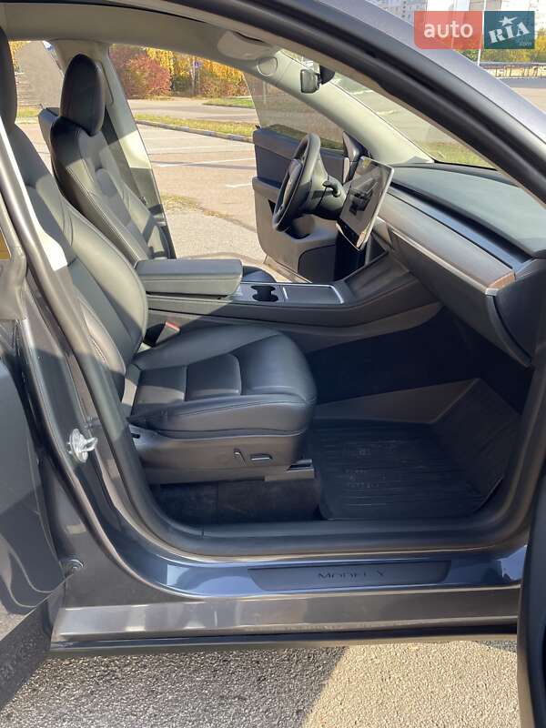 Внедорожник / Кроссовер Tesla Model Y 2022 в Харькове