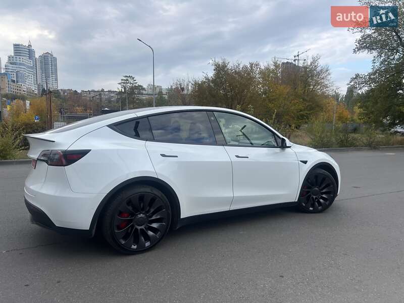 Внедорожник / Кроссовер Tesla Model Y 2021 в Днепре фото 7 Внедорожник / Кроссовер Tesla Model Y 2021 в Днепре