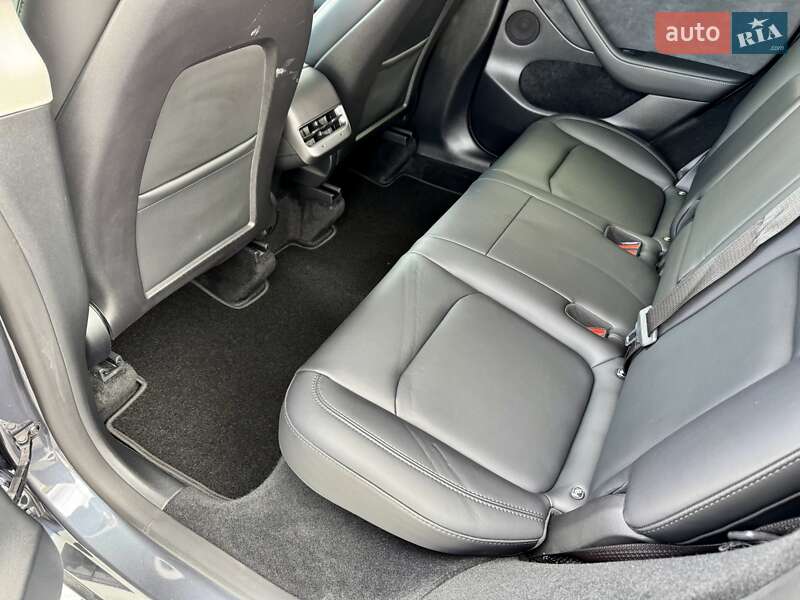 Внедорожник / Кроссовер Tesla Model Y 2023 в Черновцах фото 23 Внедорожник / Кроссовер Tesla Model Y 2023 в Черновцах