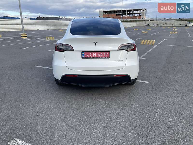 Позашляховик / Кросовер Tesla Model Y 2024 в Львові фото 9 Позашляховик / Кросовер Tesla Model Y 2024 в Львові