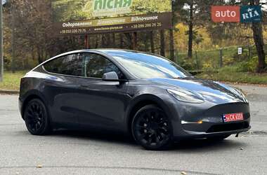 Внедорожник / Кроссовер Tesla Model Y 2021 в 