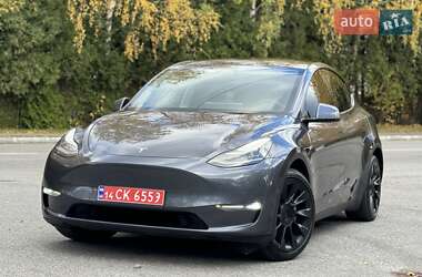 Внедорожник / Кроссовер Tesla Model Y 2021 в 