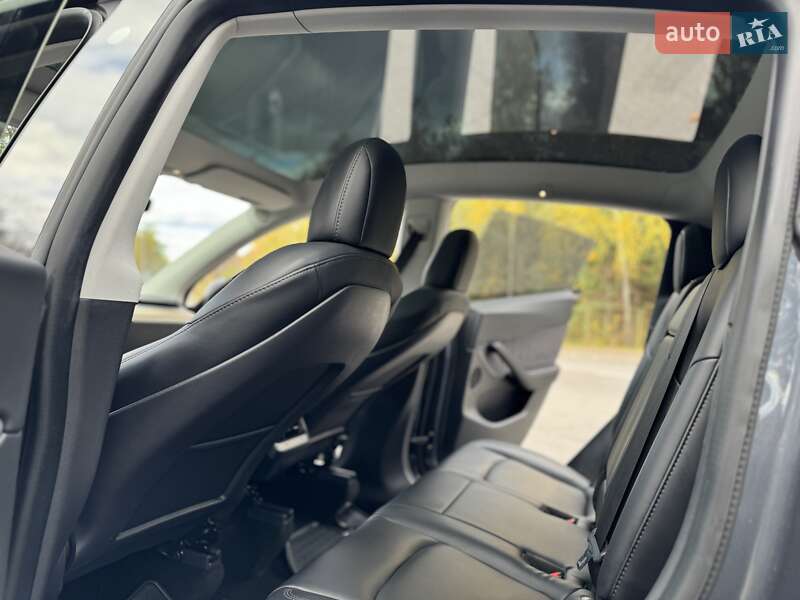 Позашляховик / Кросовер Tesla Model Y 2021 в Трускавці фото 43 Позашляховик / Кросовер Tesla Model Y 2021 в Трускавці