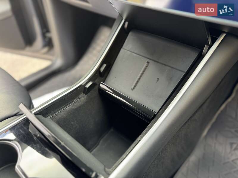 Позашляховик / Кросовер Tesla Model Y 2021 в Трускавці фото 55 Позашляховик / Кросовер Tesla Model Y 2021 в Трускавці