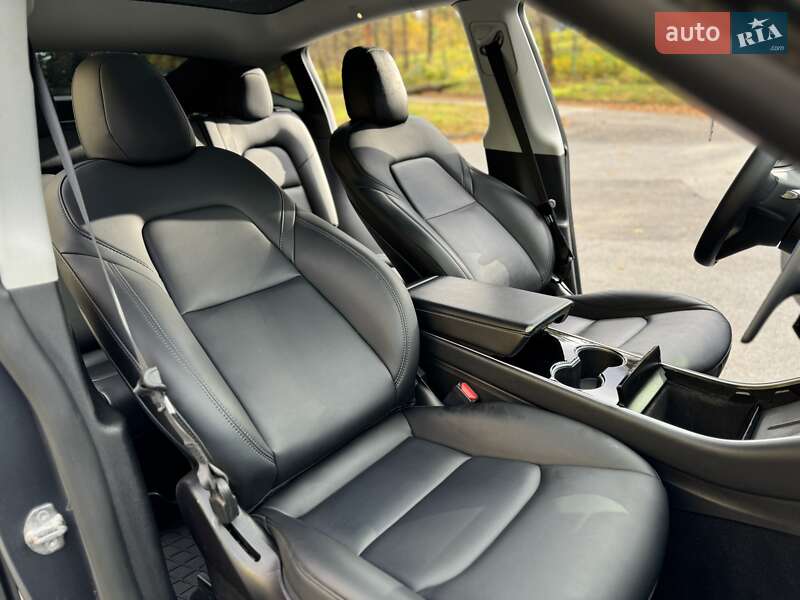 Позашляховик / Кросовер Tesla Model Y 2021 в Трускавці фото 58 Позашляховик / Кросовер Tesla Model Y 2021 в Трускавці