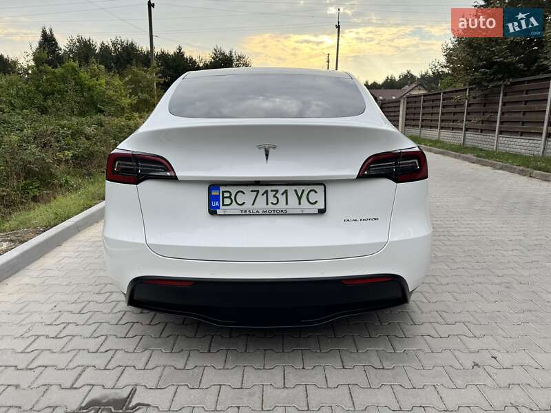 Позашляховик / Кросовер Tesla Model Y 2021 в Львові фото 8 Позашляховик / Кросовер Tesla Model Y 2021 в Львові