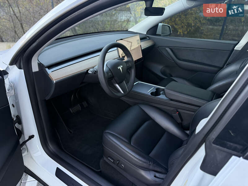 Позашляховик / Кросовер Tesla Model Y 2021 в Хмельницькому фото 44 Позашляховик / Кросовер Tesla Model Y 2021 в Хмельницькому