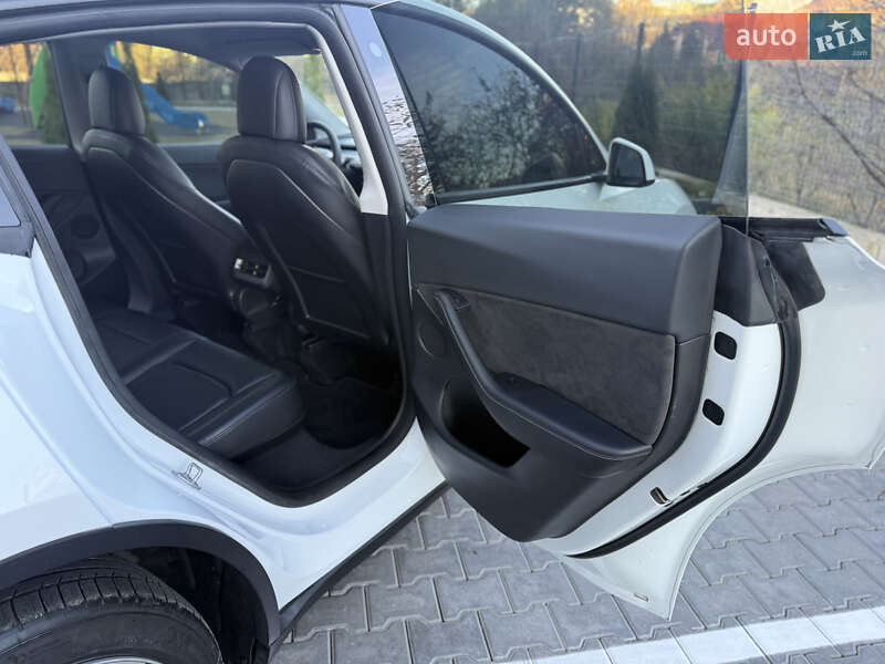 Позашляховик / Кросовер Tesla Model Y 2021 в Хмельницькому фото 60 Позашляховик / Кросовер Tesla Model Y 2021 в Хмельницькому