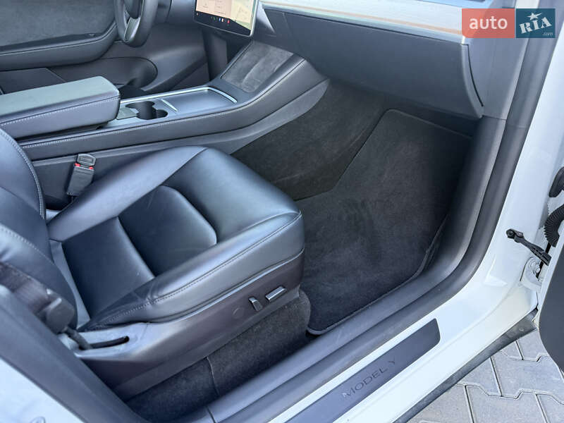Позашляховик / Кросовер Tesla Model Y 2021 в Хмельницькому фото 63 Позашляховик / Кросовер Tesla Model Y 2021 в Хмельницькому