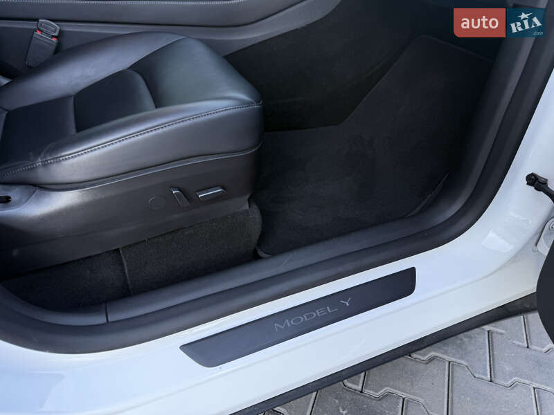 Позашляховик / Кросовер Tesla Model Y 2021 в Хмельницькому фото 64 Позашляховик / Кросовер Tesla Model Y 2021 в Хмельницькому