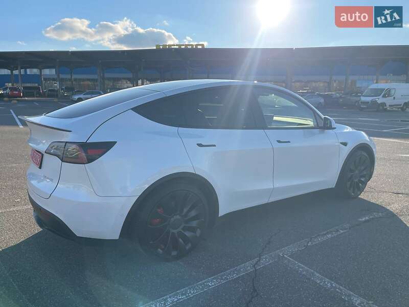 Внедорожник / Кроссовер Tesla Model Y 2022 в Киеве фото 9 Внедорожник / Кроссовер Tesla Model Y 2022 в Киеве