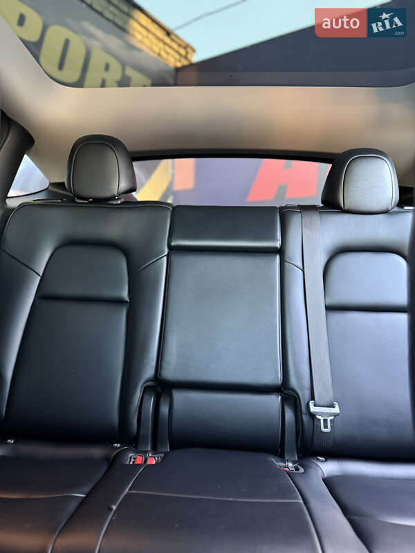 Позашляховик / Кросовер Tesla Model Y 2023 в Стрию