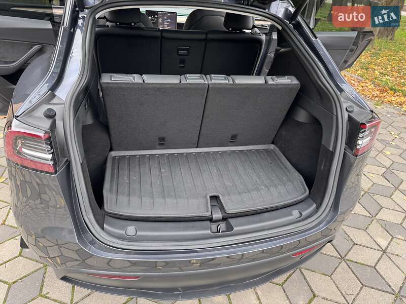 Позашляховик / Кросовер Tesla Model Y 2023 в Рівному фото 55 Позашляховик / Кросовер Tesla Model Y 2023 в Рівному