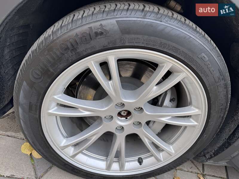 Позашляховик / Кросовер Tesla Model Y 2023 в Рівному фото 58 Позашляховик / Кросовер Tesla Model Y 2023 в Рівному
