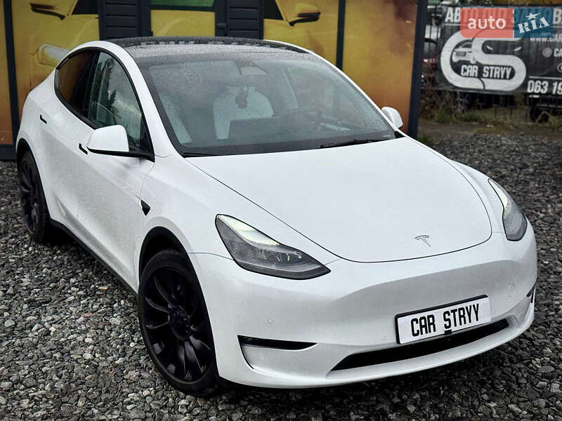 Позашляховик / Кросовер Tesla Model Y 2022 в Стрию
